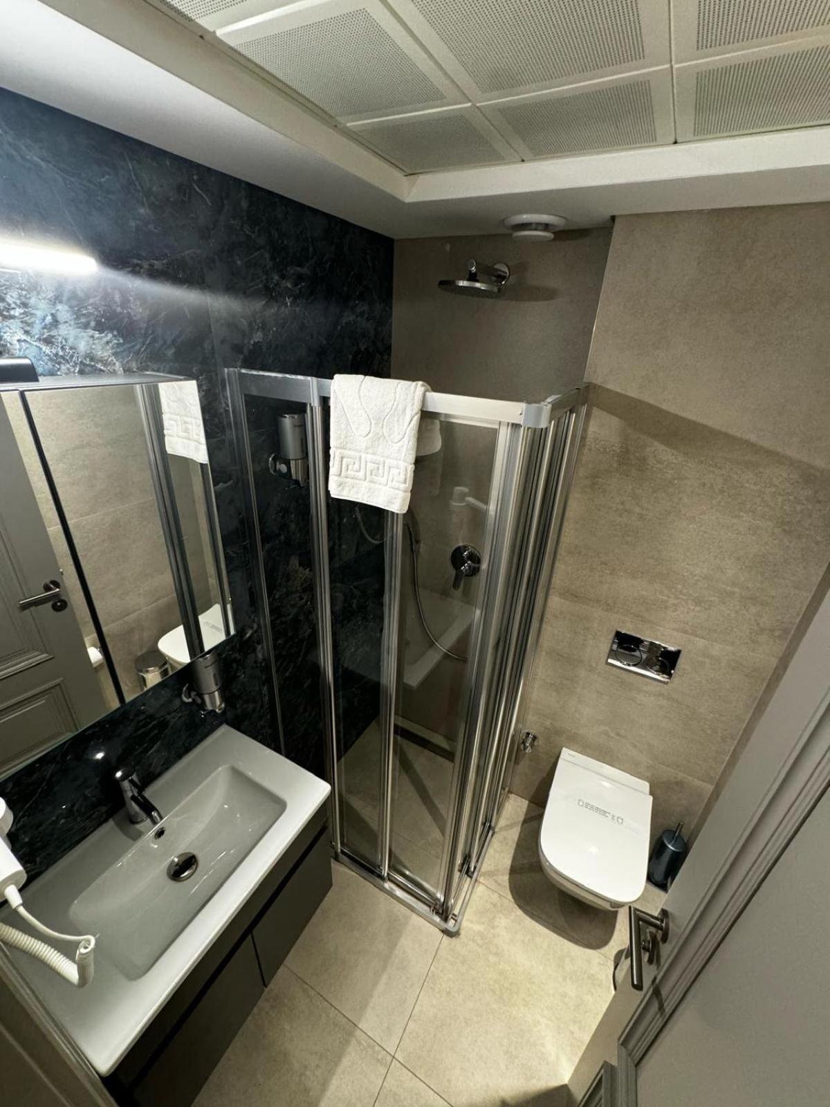 Plat Inn Hotel Taksim Стамбул Экстерьер фото